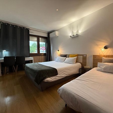 Savoie Hotel Aux Portes De Geneve Saint-Julien-en-Genevois Bagian luar foto