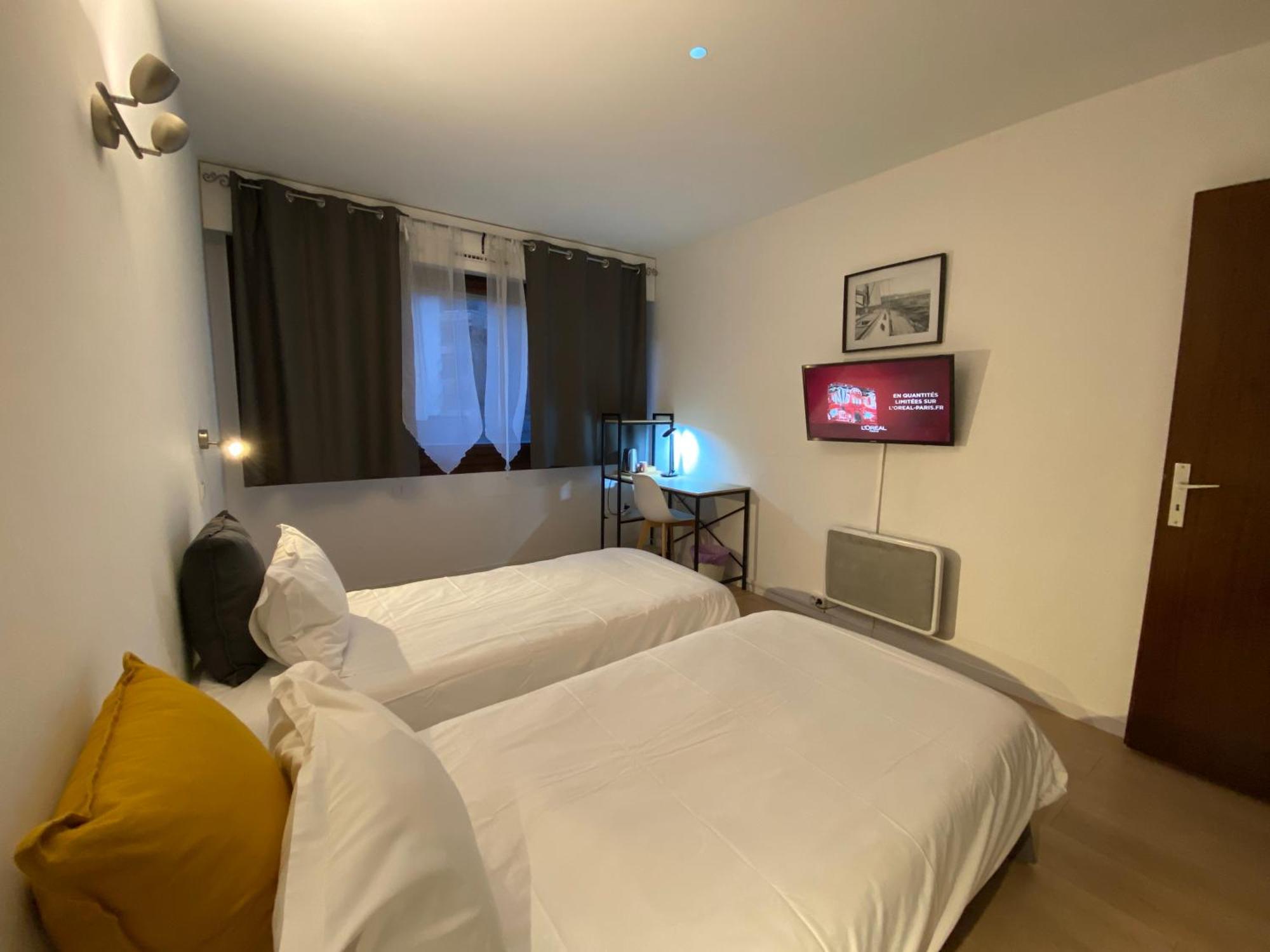 Savoie Hotel Aux Portes De Geneve Saint-Julien-en-Genevois Bagian luar foto