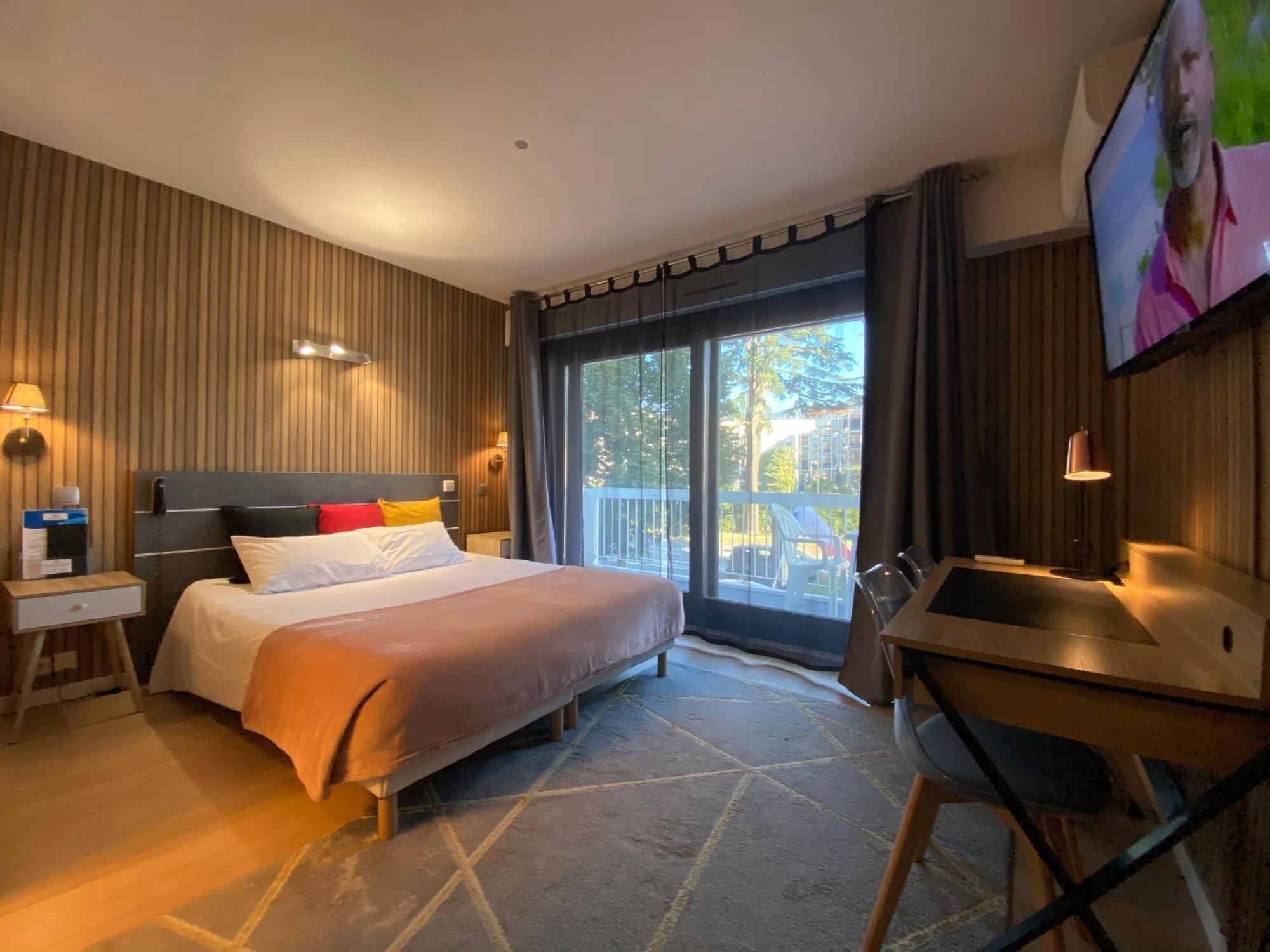 Savoie Hotel Aux Portes De Geneve Saint-Julien-en-Genevois Bagian luar foto
